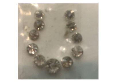 馬蹄ラインに沿って並べたダイヤモンド配置イメージ