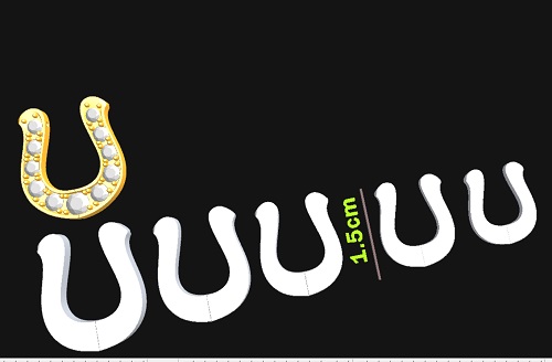 馬蹄ペンダントのサイズ比較デザイン案