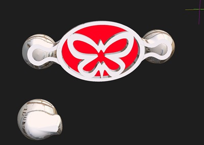 ブローチ枠の裏面を映した、蝶の彫刻が見えるCG画像。