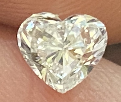 一番サイズの大きなハートシェイプのダイヤモンド